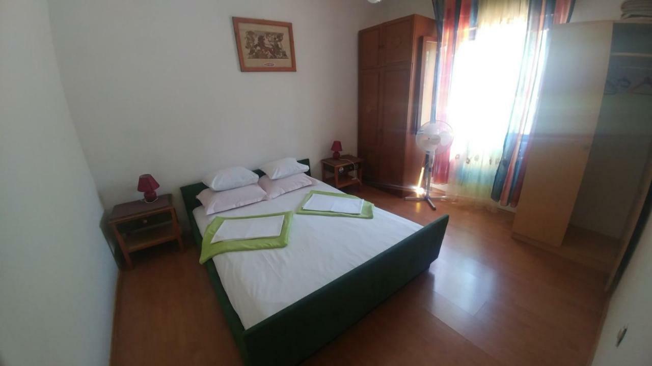 Family Apartment Near Beach Biograd Na Moru Εξωτερικό φωτογραφία